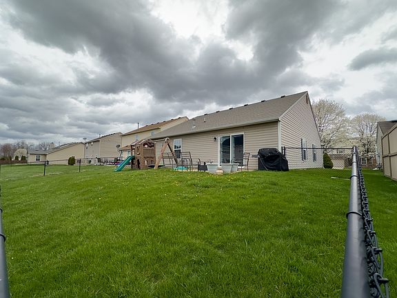 4th image of 4132 Cheltonham Ct