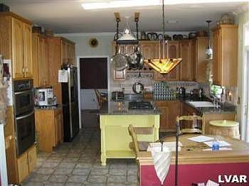 2nd image of 2525 Bruen Ln
