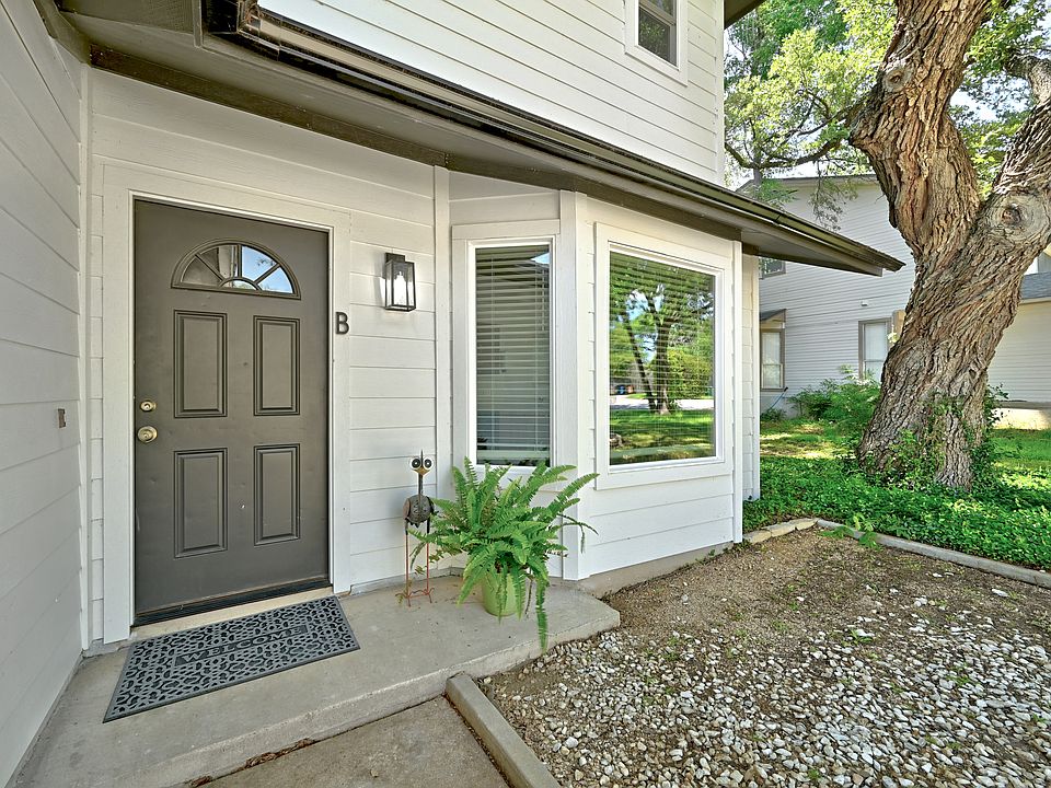 1st image of 2105B Kirksey Dr