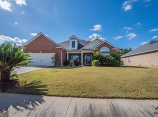 108 Grist Mill Way, Warner Robins, GA 31088