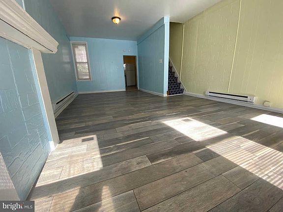 3rd image of 3040 Hartville St