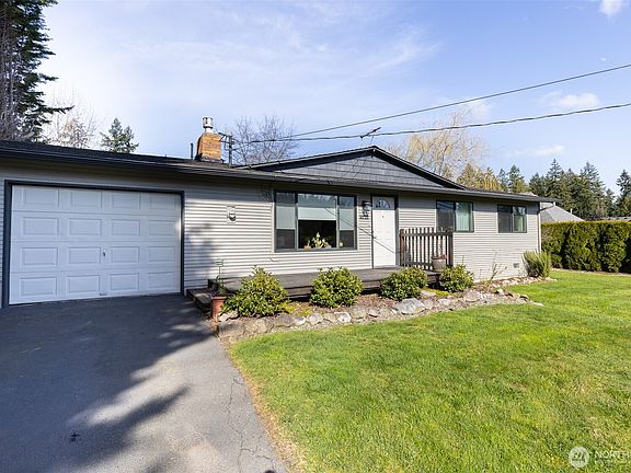 3rd image of 4721 244th Street SE