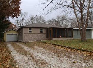 214 Cherry Ln, Washington, IL 61571