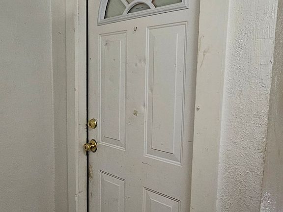 3rd image of 1218 Wallace St #4