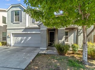 4624 W Naomi Way, Fresno, CA 93722