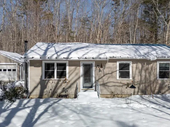 39 Mount Pleasant Street, Rockport, ME 04856