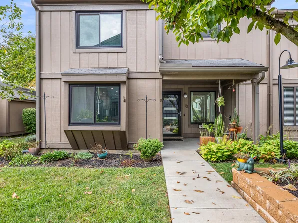 500 Laketower Dr Unit 70, Lexington, KY 40502