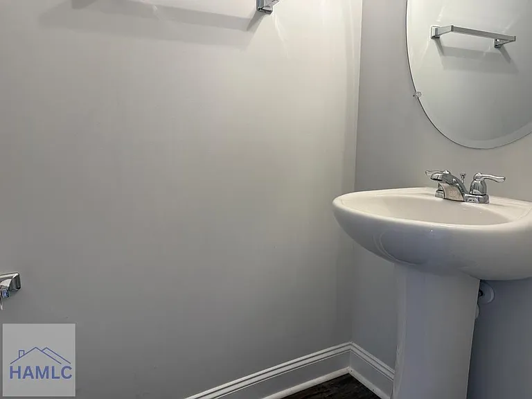345 McClelland Loop NE — Photo 15