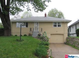 4702 Spring St, Omaha, NE 68106