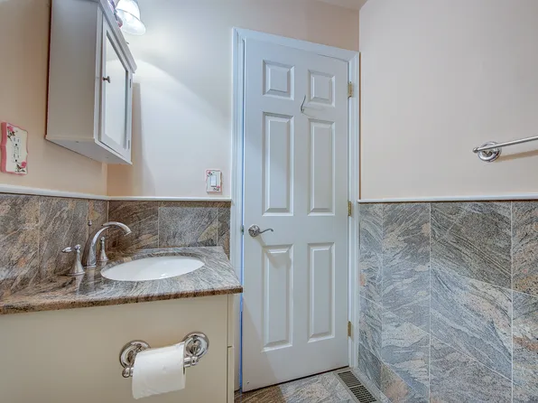 168-03 Powells Cove Boulevard image 45 of 48