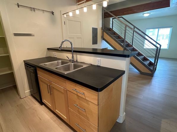 446 W 6 S APT 503