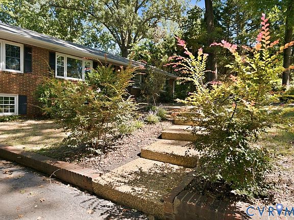 3rd image of 4605 Downland Rd