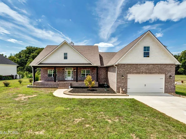 634 Running Brook Dr, Strawberry Plains, TN 37871