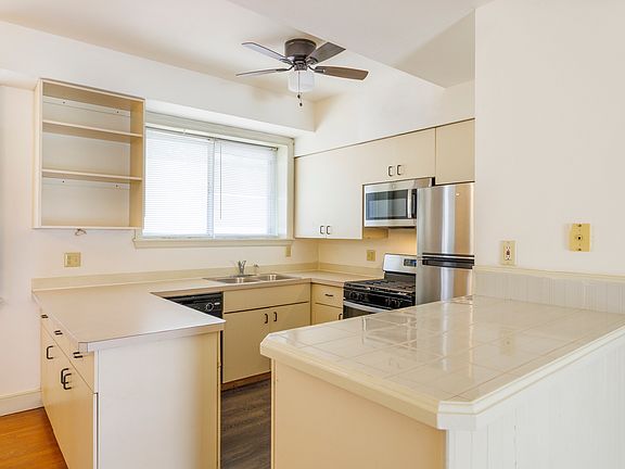 3rd image of 2331 N 58th St #6324b74c6