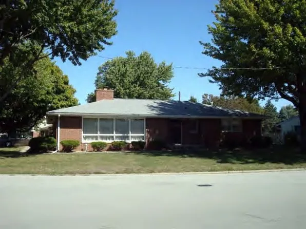 95 Northland Dr, Decatur, IL 62526