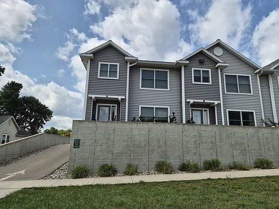 3rd image of 209 Peninsular Ave