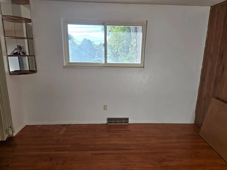 2220 Essex Ln — Photo 7