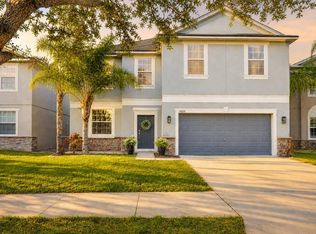 10335 Summer Azure Dr, Riverview, FL 33578
