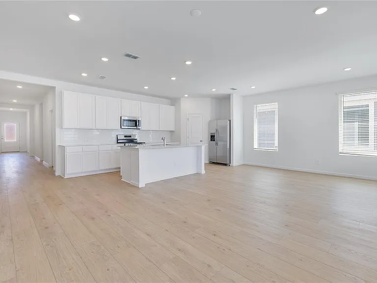 5152 Arrowfeather Ct — Photo 9