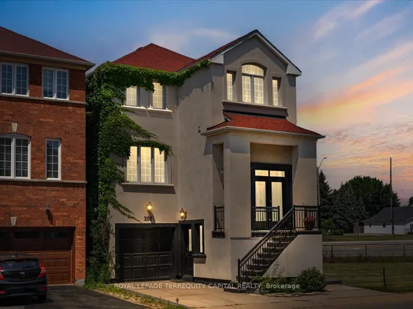 200 Yellowood Cir, Vaughan, ON L4J 8M4