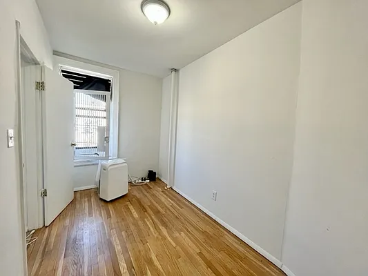 Rented by Best Apartments North Inc | media 16