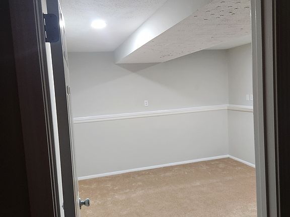 2nd image of 6846 Graves Mill Ct