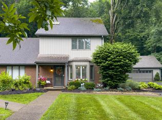5531 Forest Lake Dr, Prospect, KY