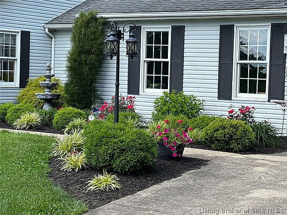 4th image of 649 N Hitchcock Road