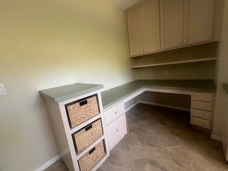 2732 Nantucket Pl — Photo 24