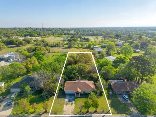 4816 Winnett Rd, Burleson, TX 76028