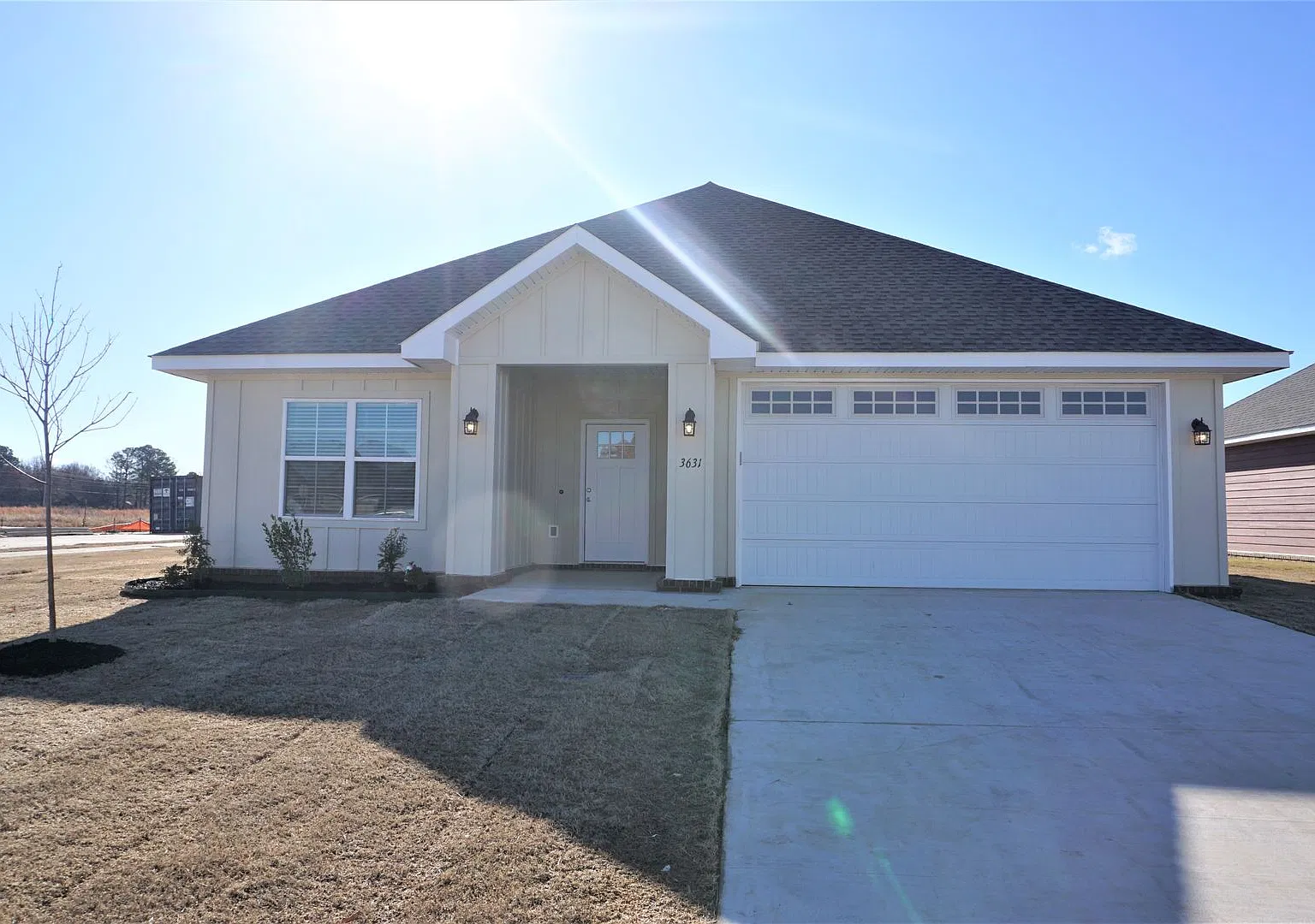 3 Bedroom, 2 Bath Home in Valley View — Photo 1