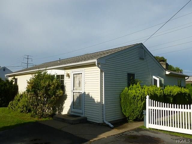 1st image of 41 Hunter Pl