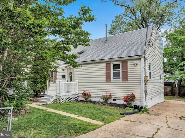 6308 Powhatan St, Riverdale, MD 20737