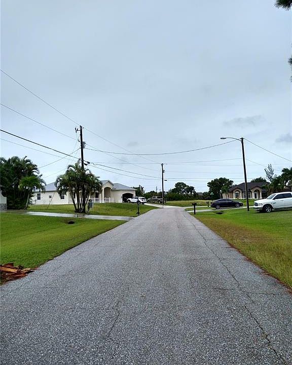 2nd image of 2202 NW 10th St