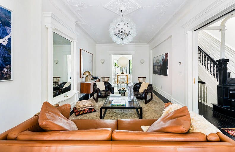 1st image of 558 Jefferson Ave #1FMY