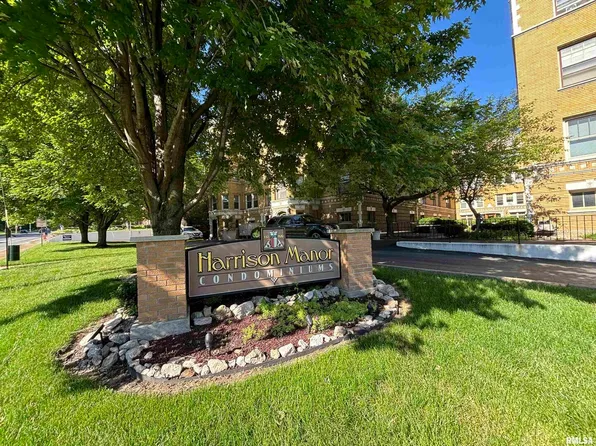 2508 Harrison St #H3, Davenport, IA 52803