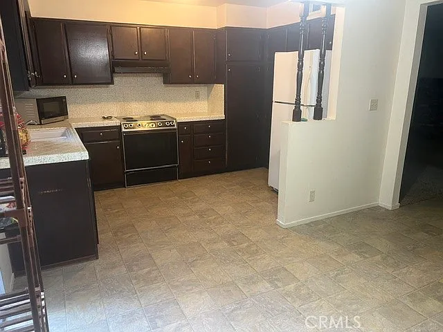 17 San Gabriel Dr #1 — Photo 3