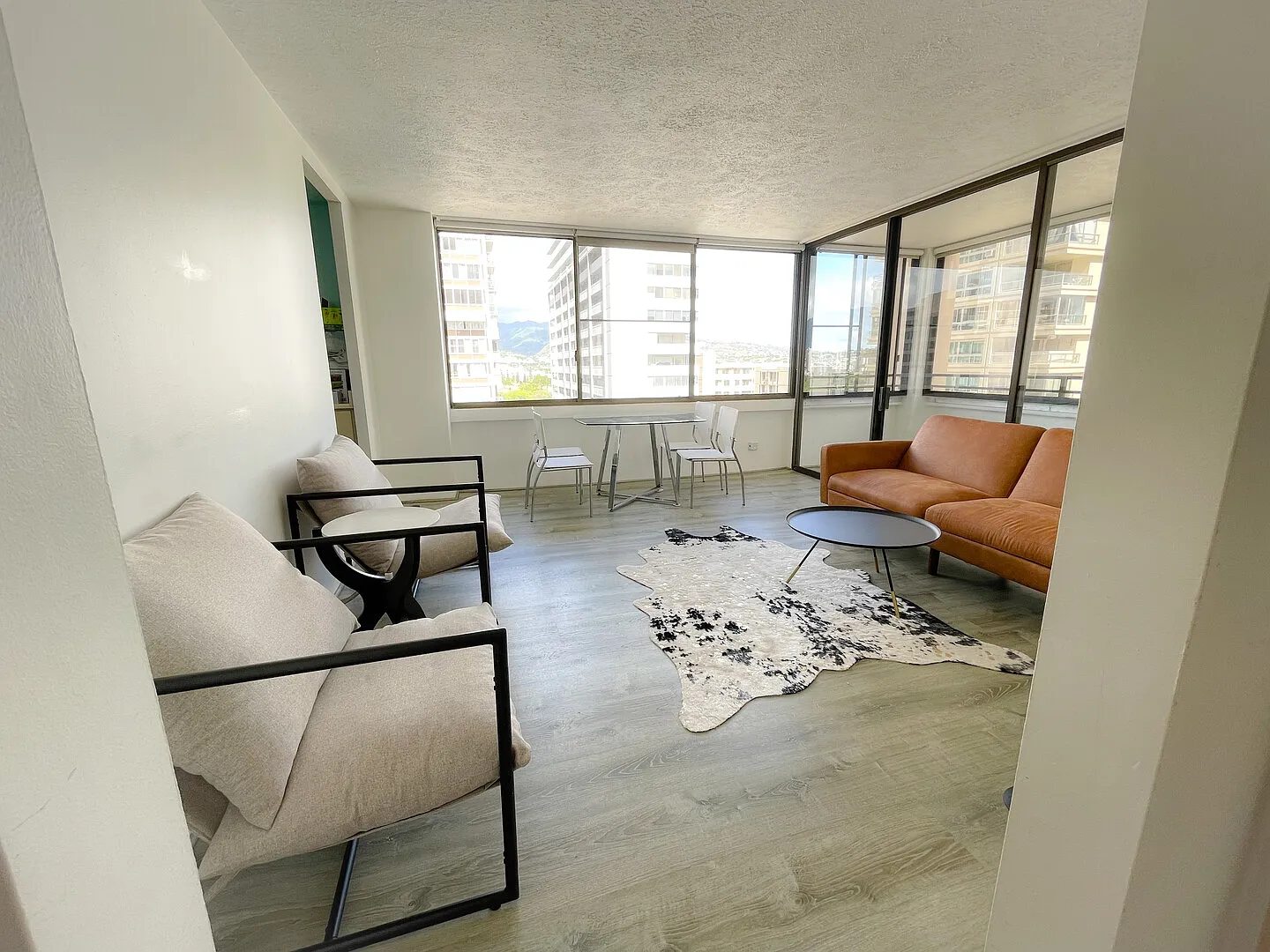 Cleghorn St — Photo 3