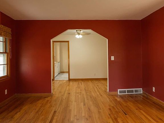 5th image of 6814 Corby St