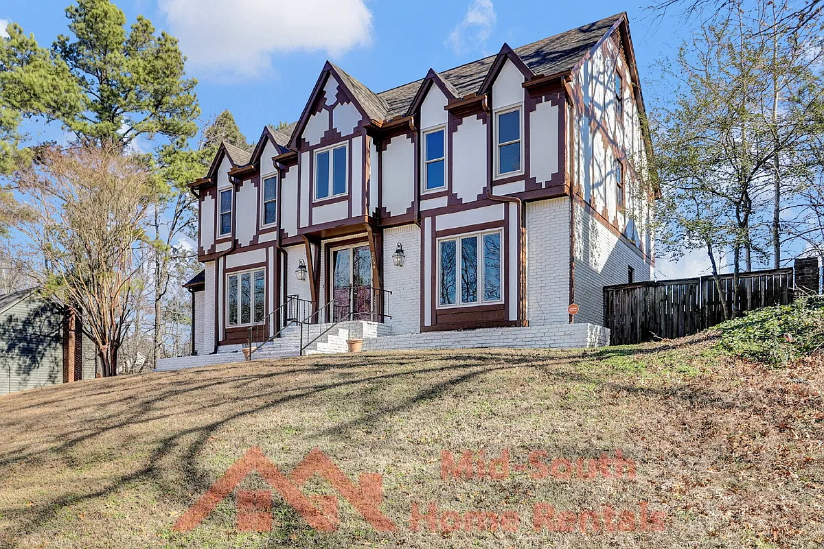 Building Photo - 2654 Fox Creek Dr
