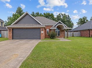 507 College Pl, Bentonville, AR 72712