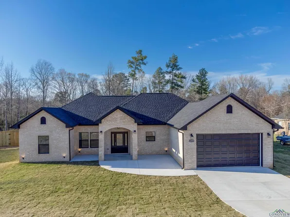 24009 Birdie Ln, Gladewater, TX 75647