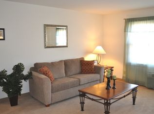 816 E Kerr Ave APT 208, Urbana, IL 61802