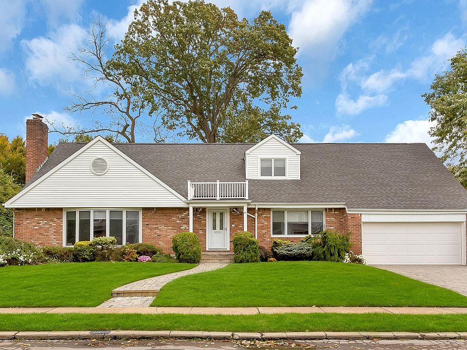 111 Berkshire Rd, Rockville Centre, NY 11570 Zillow