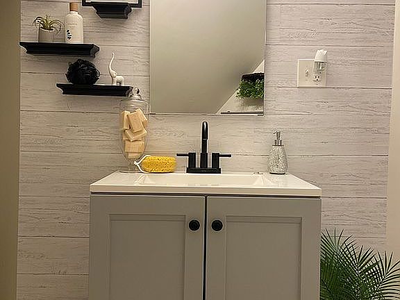 Second floor bathroom