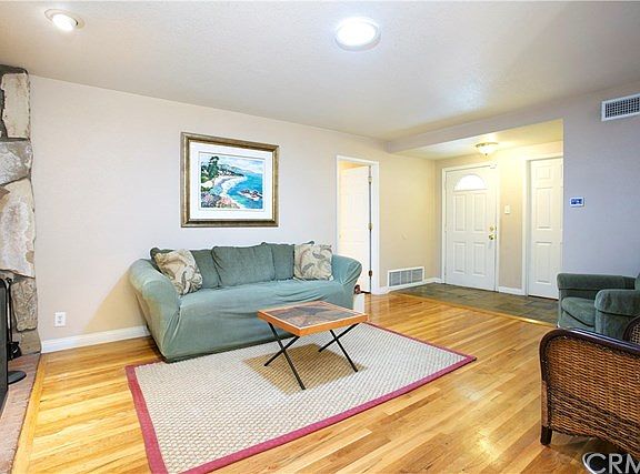 5th image of 7888 Camellia Dr