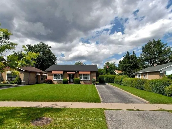 3238 Lawrence Ave E, Toronto, ON M1H 1A4