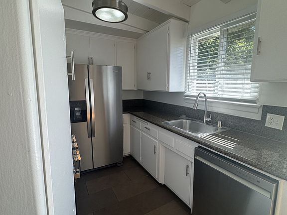 4th image of 636 Acanto St APT 208