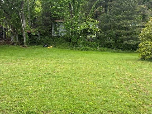 3rd image of 5973 Elizabeth Pike