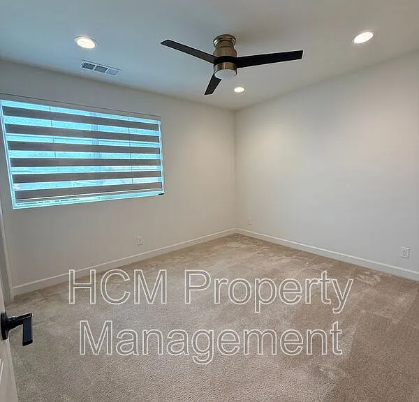 142 Lantana Dr — Photo 20